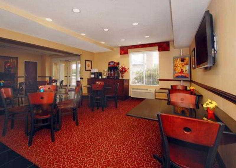 Hotel Wingate By Wyndham Kings Bay Naval Base I-95 à Kingsland Extérieur photo